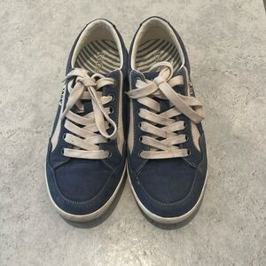 Taos shooting star sneakers